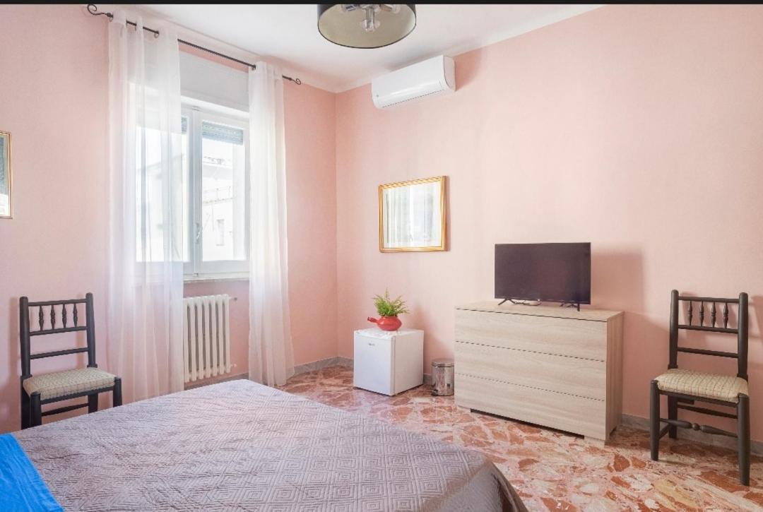 Casa Di Lillo Hotel Lecce Buitenkant foto